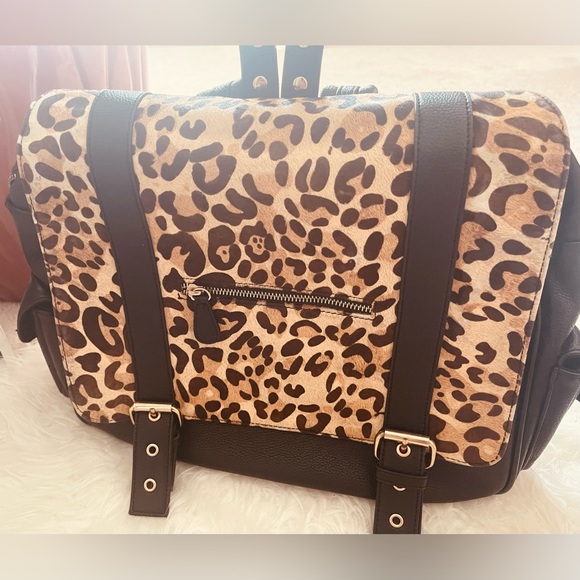 BDG leopard leather backpack - Picture 2 of 10